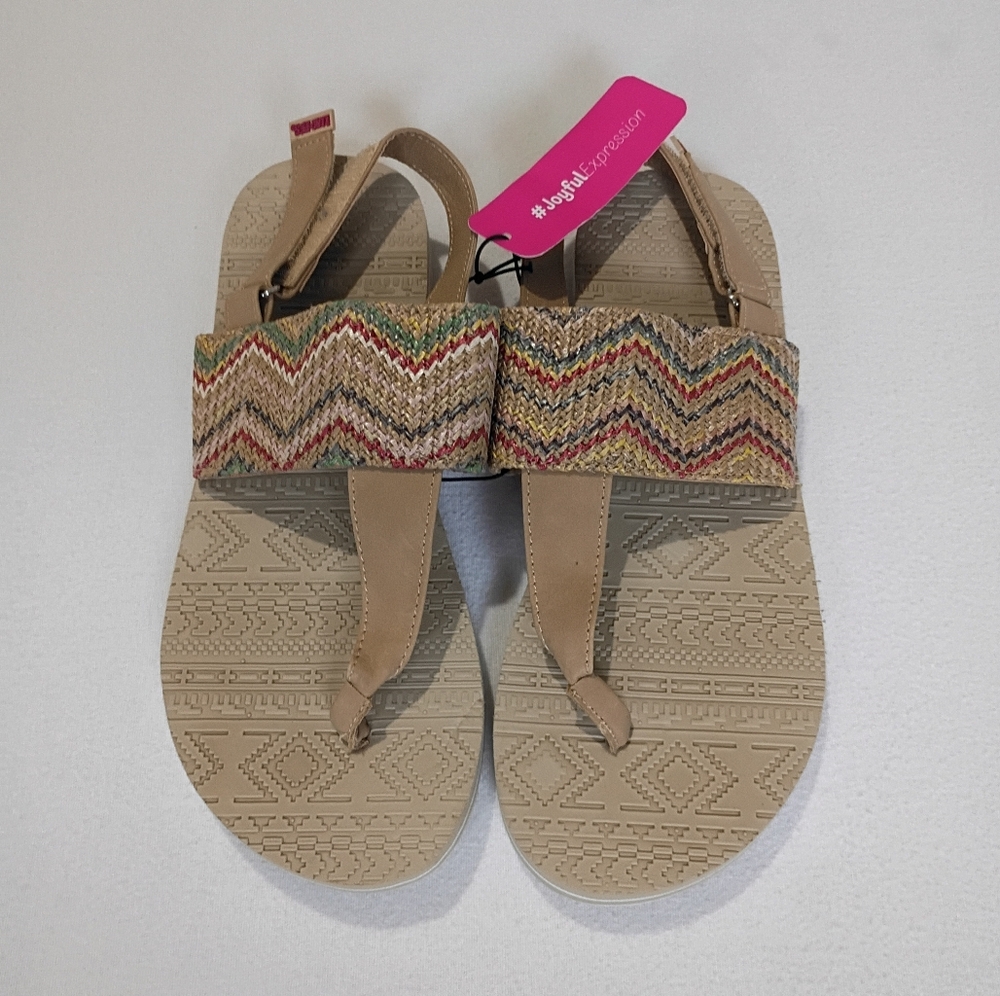 Lukees "Joyful Expression" sandals by Muk Luks Size 8 In Oat Color Aztec Zigzag